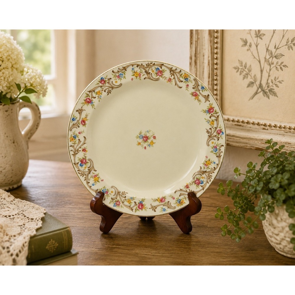 Taylor Smith Taylor Floral Dinner‎ Plate 8.5" Ivory Vintage USA Cottage China